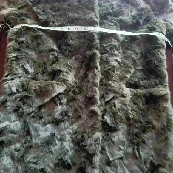 Furrier French faux fur Coat Size small - Picture 13 of 16